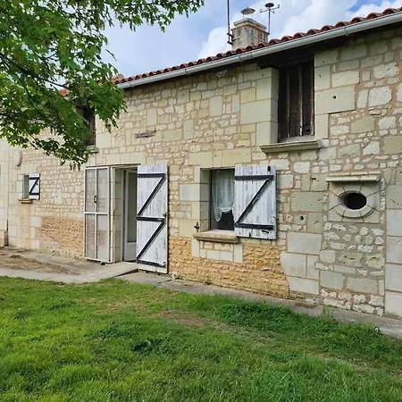 Maison De Campagne Hotel 3*